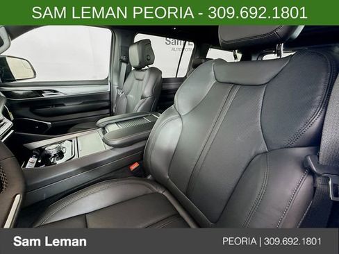 New 2026 Jeep Grand Wagoneer 4WD image 22