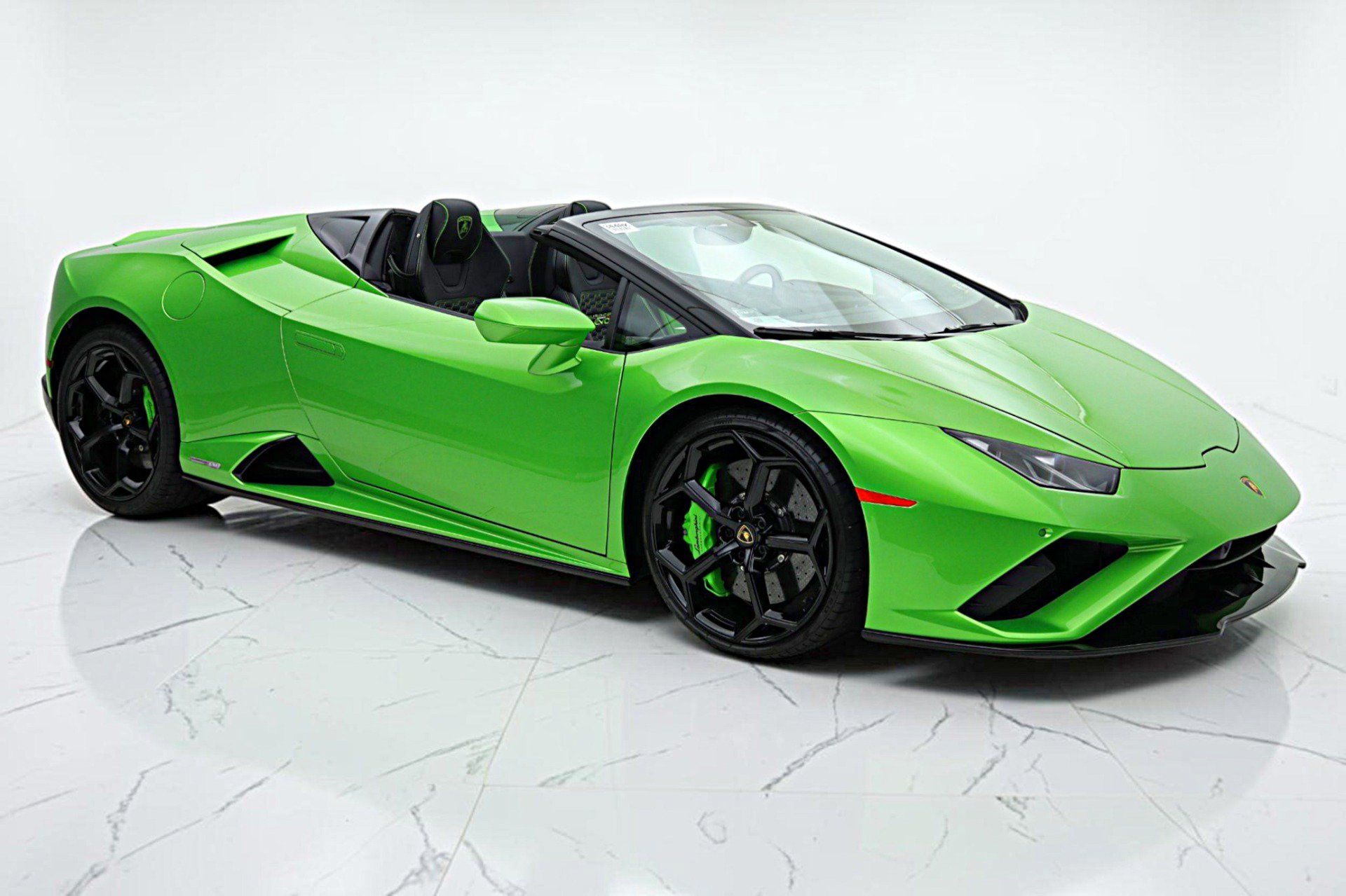Used 2023 Lamborghini Huracan EVO RWD image 18