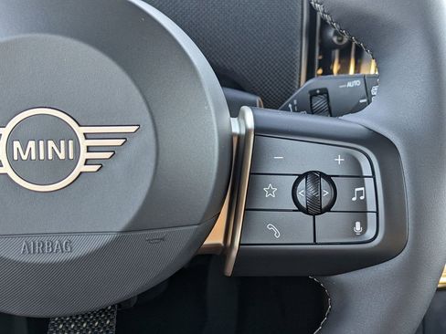 New 2026 MINI Cooper 4-Door Hardtop FWD image 18