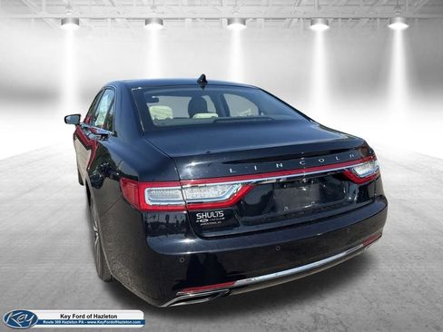 Used 2018 Lincoln Continental Premiere AWD/4WD image 9