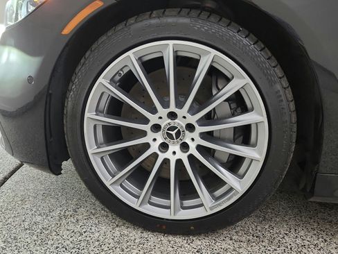 Used 2023 Mercedes-Benz S 500 4MATIC w/ AMG Line image 36