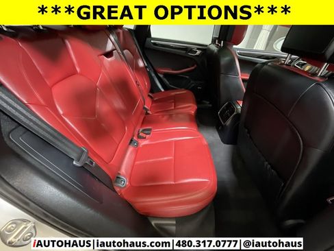 Used 2021 Porsche Macan image 15