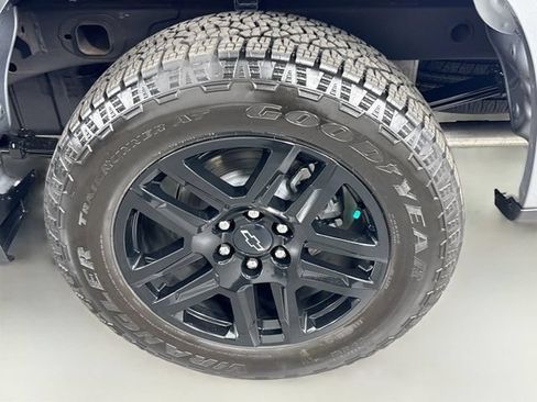 Used 2026 Chevrolet Silverado 1500 RST w/ Safety Package AWD/4WD image 32