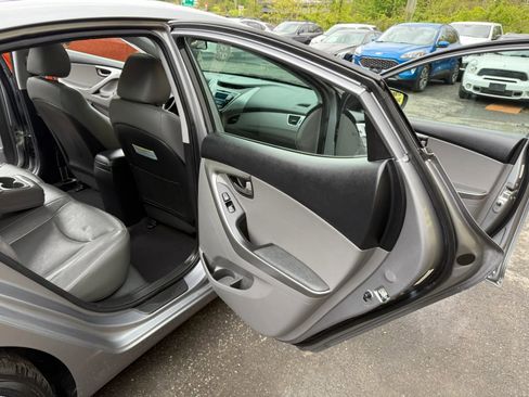 Used 2013 Hyundai Elantra Limited FWD image 15
