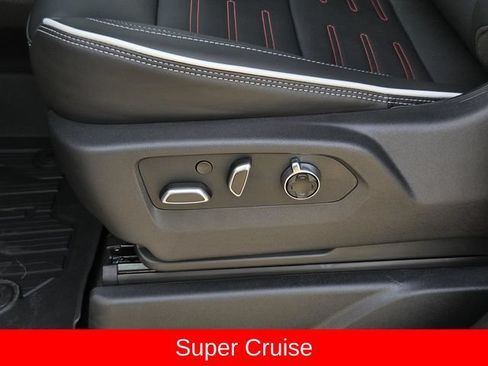 New 2026 GMC Yukon XL AT4 Ultimate w/ LPO, Floor Liner Package AWD/4WD image 32