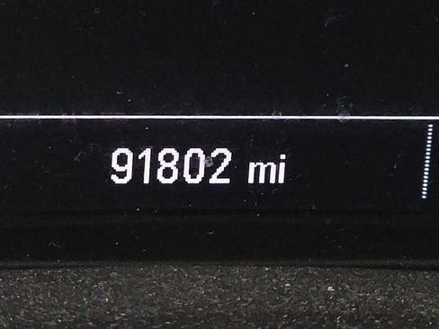 Used 2021 Chevrolet Equinox LS w/ LS Convenience Package FWD image 4