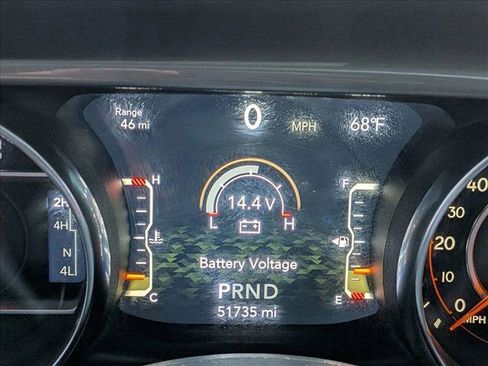 Used 2020 Jeep Gladiator Overland AWD/4WD image 12