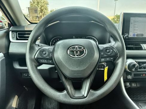 Used 2025 Toyota RAV4 LE AWD/4WD image 14