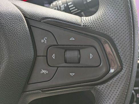 Used 2022 Chevrolet TrailBlazer LT w/ Convenience Package FWD image 25