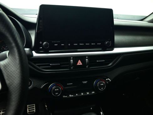 Used 2022 Kia Forte GT-Line w/ GT-Line Premium Package image 19