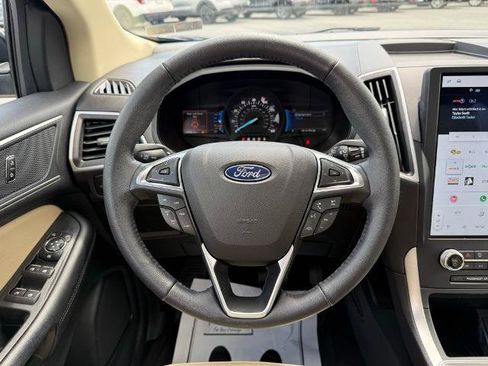 Certified 2023 Ford Edge SEL w/ Convenience Package AWD/4WD image 16