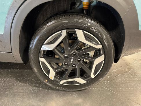 New 2026 Kia Seltos SX AWD/4WD image 9