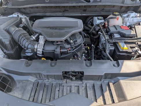 Used 2022 Chevrolet Blazer LT AWD/4WD image 30