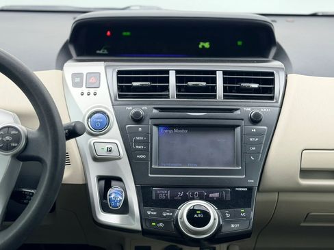 Used 2012 Toyota Prius V Two FWD image 20