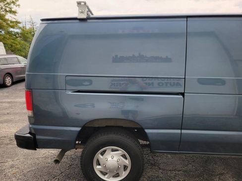 Used 2014 Ford E-350 and Econoline 350 Super Duty w/ Insulation Package image 29