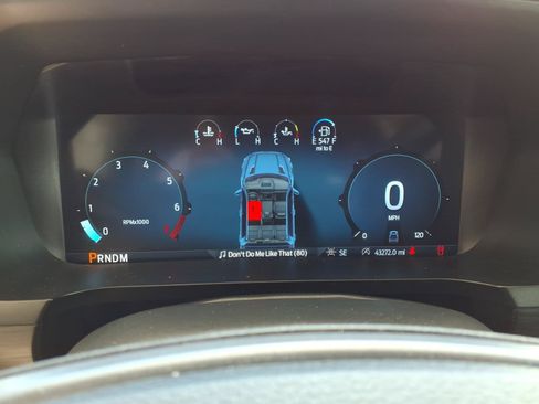 Used 2025 Ford F150 XLT w/ Equipment Group 301A Standard AWD/4WD image 7