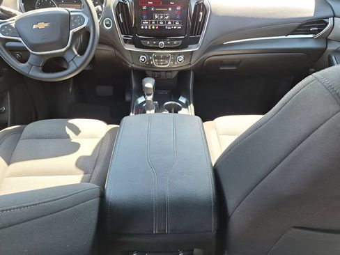 Used 2023 Chevrolet Traverse LT AWD/4WD image 25