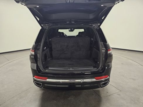 Used 2021 Jeep Grand Cherokee L Overland image 13