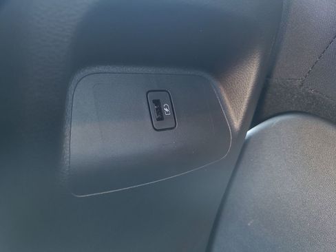 Certified 2024 Nissan Sentra SR image 11