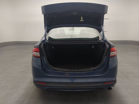 Used 2018 Ford Fusion SE w/ Fusion SE Technology Package FWD image 29