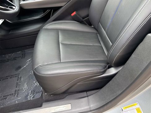 Used 2024 Cadillac Lyriq Luxury image 17