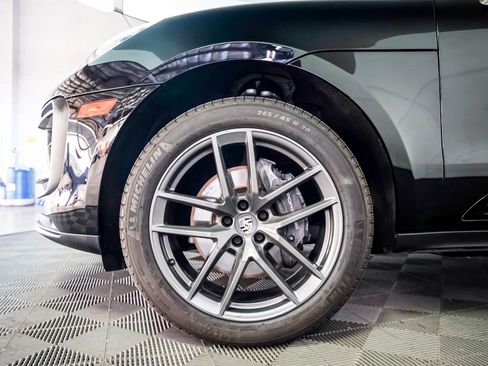 Used 2024 Porsche Macan Turbo image 14