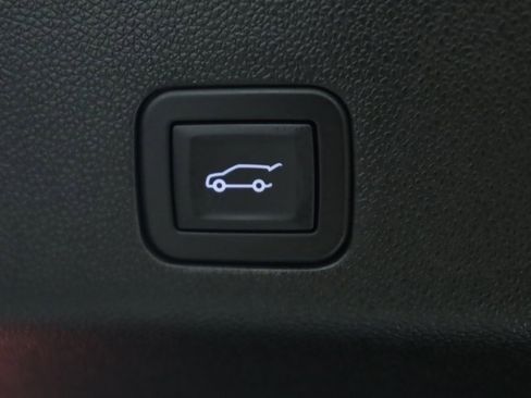 Used 2025 Cadillac Escalade Sport w/ Touring Package image 8