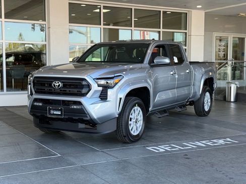 New 2025 Toyota Tacoma SR5 image 2