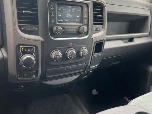 Used 2017 RAM 1500 Express AWD/4WD image 20