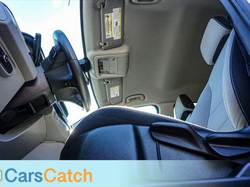 Used 2022 GMC Terrain SLE image 21