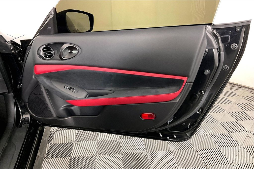 New 2026 Nissan Z Performance w/ Floor Mat Package RWD image 15