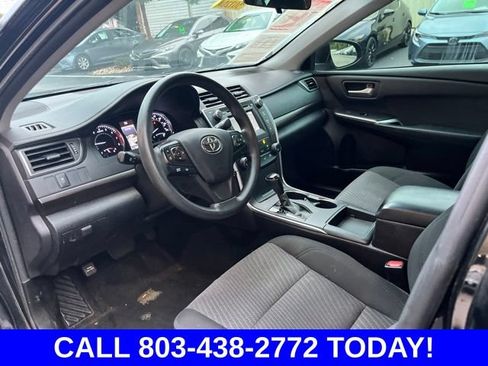 Used 2017 Toyota Camry LE FWD image 6