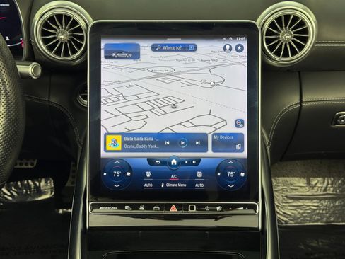 Used 2022 Mercedes-Benz SL 55 AMG AMG SL 55 w/ Driver Assistance Package image 27