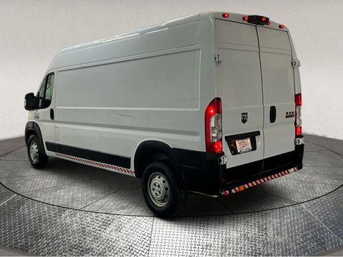 Used 2022 RAM ProMaster 2500 w/ Convenience Group image 5