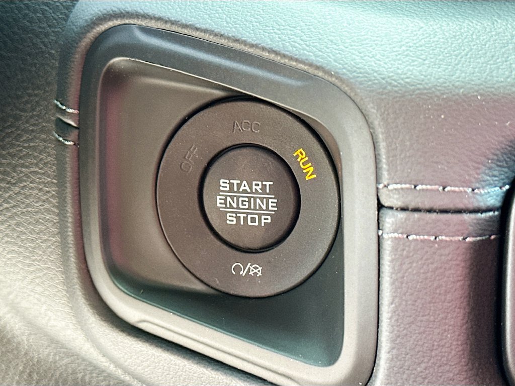 New 2026 Jeep Wrangler Unlimited Sahara AWD/4WD image 18