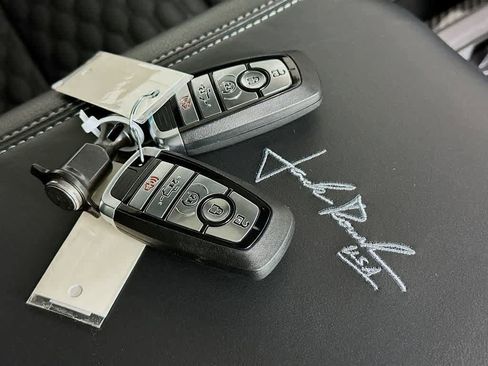 New 2026 Ford F250 Lariat w/ Black Appearance Package image 22