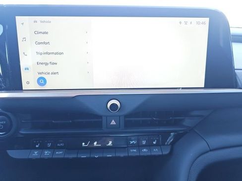 Used 2025 Toyota Crown XLE image 44