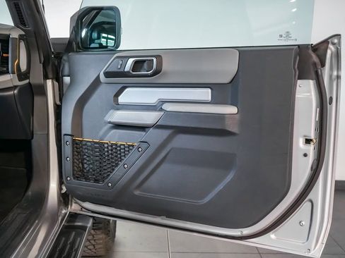 Used 2022 Ford Bronco Badlands w/ Sasquatch Package image 19