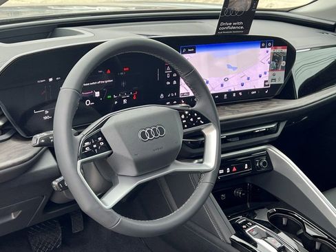 New 2025 Audi Q5 Premium Plus image 15