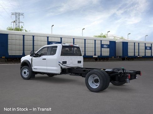 New 2026 Ford F550 4x4 Supercab Super Duty image 4