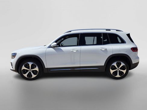 New 2026 Mercedes-Benz GLB 250 image 2