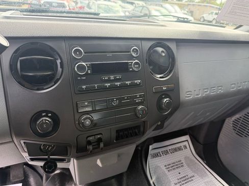 Used 2012 Ford F250 XL w/ XL Value Pkg image 25