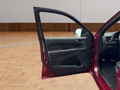 Used 2023 Dodge Durango GT image 9