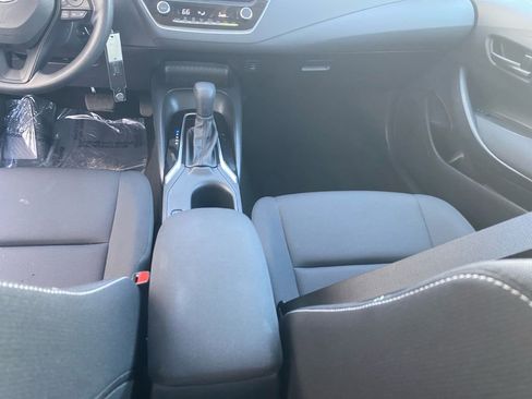Used 2024 Toyota Corolla LE image 11