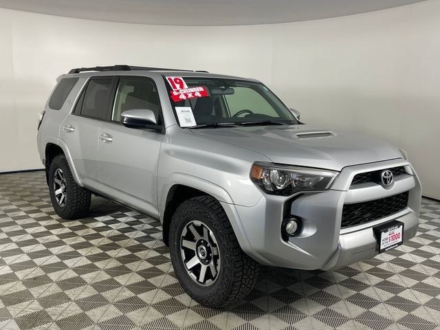 Used 2019 Toyota 4Runner TRD Off-Road AWD/4WD image 27