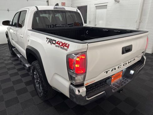 Used 2023 Toyota Tacoma TRD Off-Road w/ Black Out Package (TMS) image 7