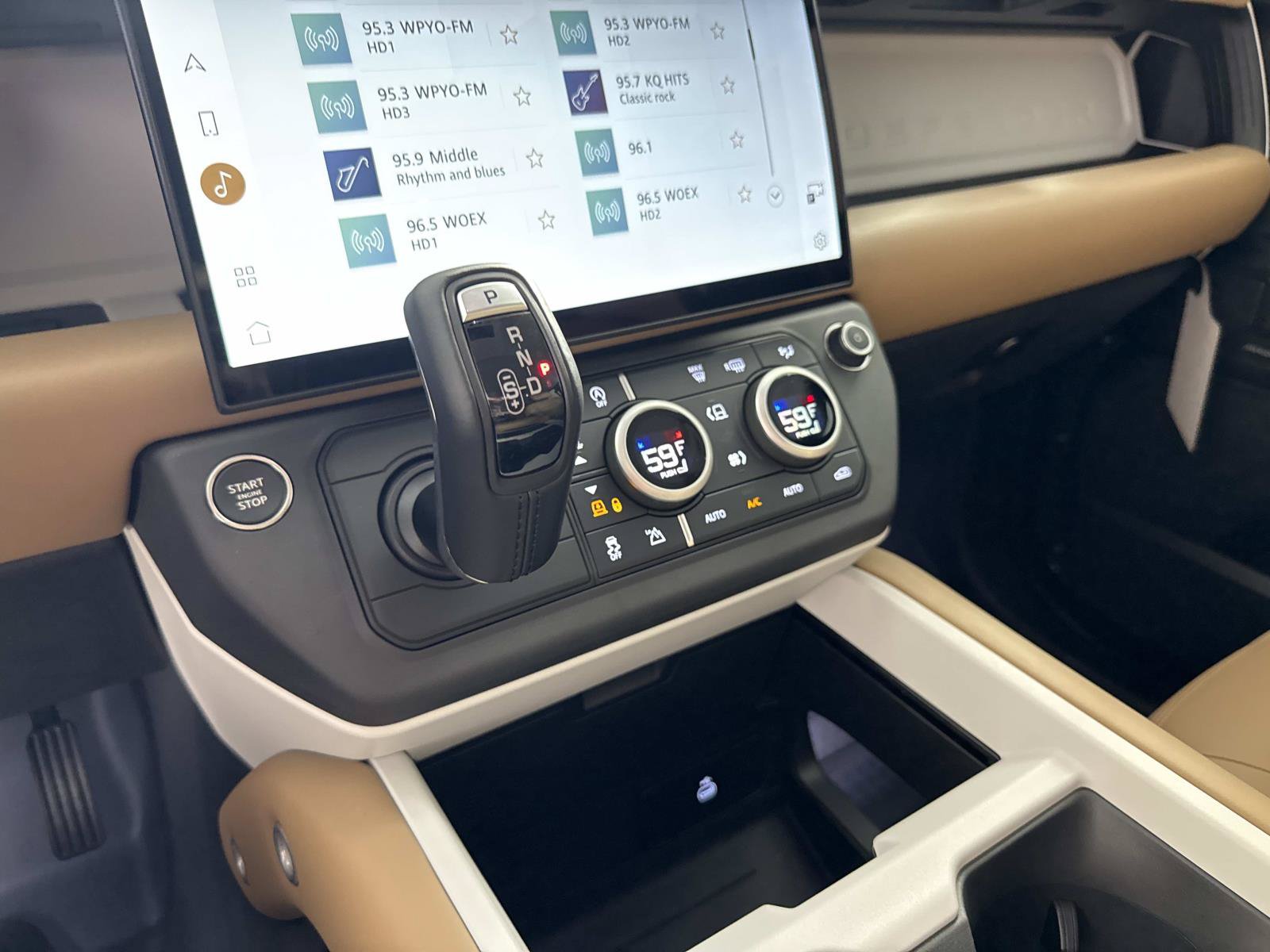 New 2026 Land Rover Defender 130 S AWD/4WD image 27