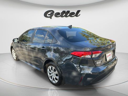Used 2025 Toyota Corolla LE FWD image 7