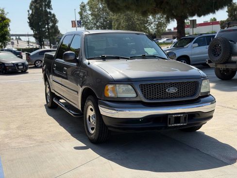 Used 2003 Ford F150 XLT RWD image 4