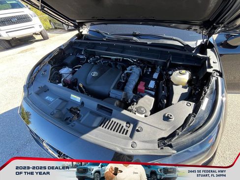 Used 2022 Toyota Highlander XSE image 23